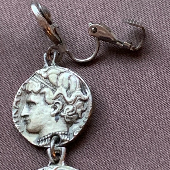 Apollo Greek Roman Simulated Coin Silver Tone Clip On Earrings Jewelry - Picture 6 of 10